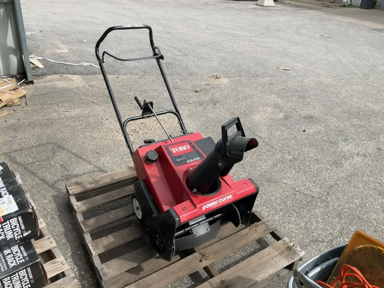 Used TORO CCR2000 Snow Blowers Michigan US | Miedema Asset Management Group #1468483