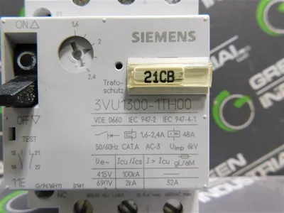 Lot of 2 Siemens 3VU1300-1TH00 Circuit Breakers Used