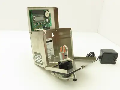 State Chemical DR-1000 Metering Pump 24-7 Type Stainless Housing 6VDC 1200489
