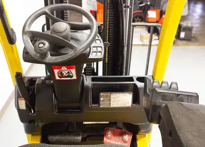 USED 2019 HYSTER S30FT