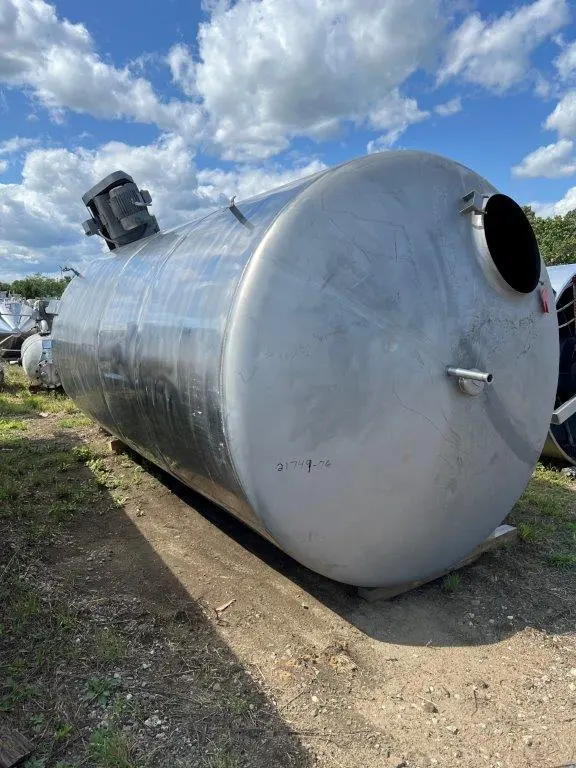 4,000 Gallon 304 Stainless Steel Mix Tank