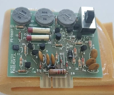 NEW HONEYWELL FE-LOG8