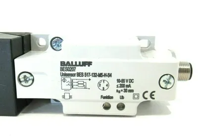 LOT OF 3 NEW BALLUFF BES 517-132-M5-H-S4 INDUCTIVE SENSORS BES0207 BES517132M5HS