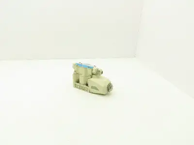 Vickers DG4V-5-2A-M-P7L-H-6-30 Directional Solenoid Valve 24VDC