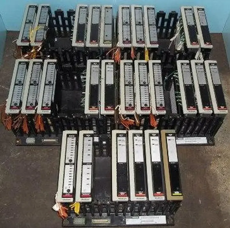 Used MODICON AS-H819-100 Programmable Logic Controllers Texas US | Bamko Surplus Process Equipment #932948