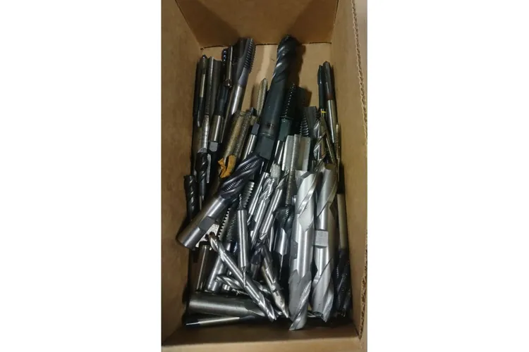 Used _UNKNOWN_ _UNKNOWN_ End Mills Ohio US | Thompson Auctioneers #1547331