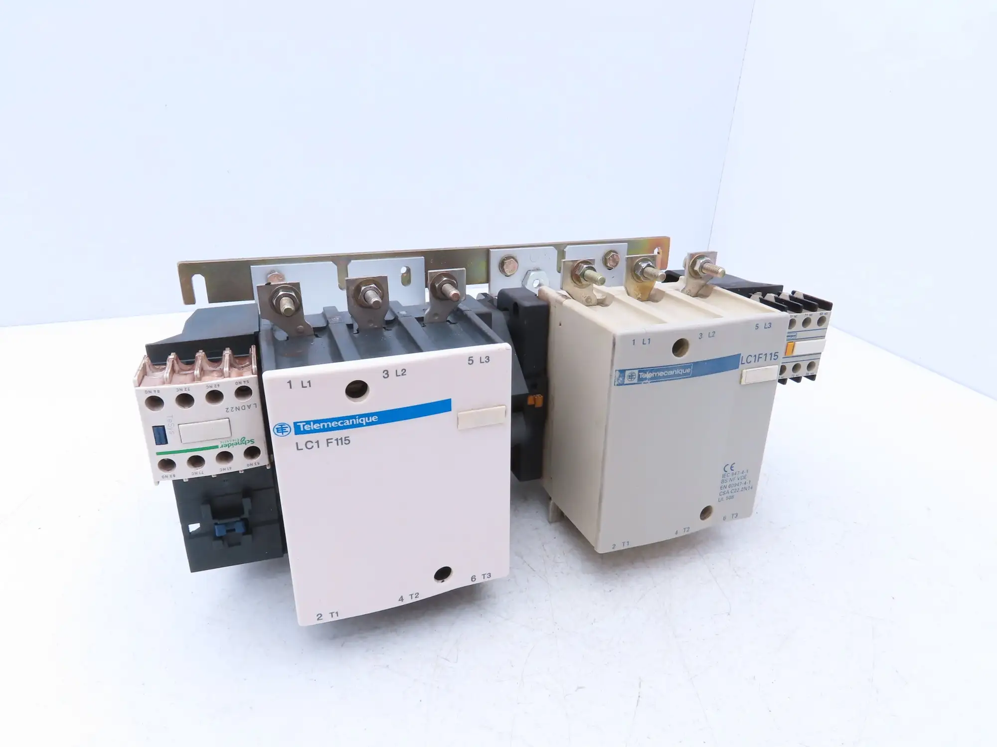 Telemecanique LC2F115 Motor Starter Reversing Contactor 80kW 1000V 110V Coil