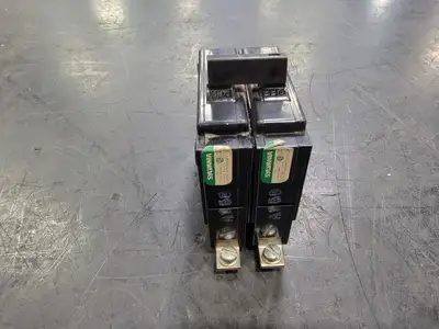 15 Amp, 2 Pole, 120/240 volts Circuit Breaker