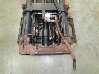 Hyster E60Z Forklift Mast 182" 3-Stage Side Shift Tilt Class 3 Electric 6000lbs