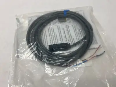 TL-W3MC2 | Omron  Proximity Sensor 12-24VDC - New