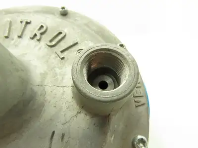 Maxitrol 325-7 Gas Service Regulator 10psi Max 1-1/2"NPT