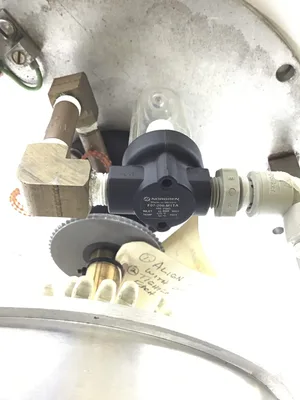 USED BROOKS AUTOMATION F07-200
