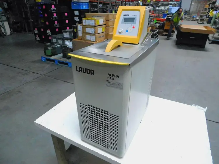 Used LAUDA 8 Miscellaneous Laboratory Equipment Texas US | Aucto #1306975