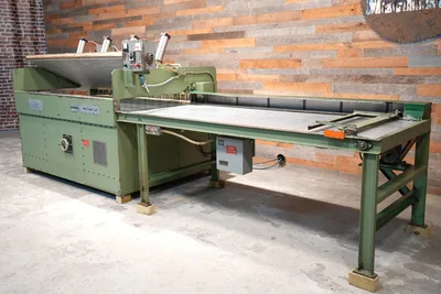 Raytherm PM 88 Feed Thru Radio Frequency Gluer w/Infeed Table