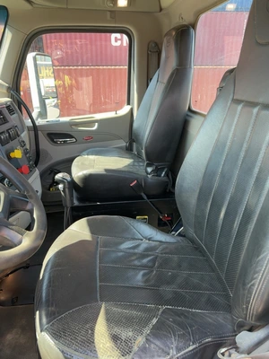 Used 2018 PETERBILT 567 Tractors & Trailers Illinois US | Revelation Machinery #902415