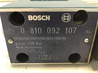 USED BOSCH 0 810 092 107