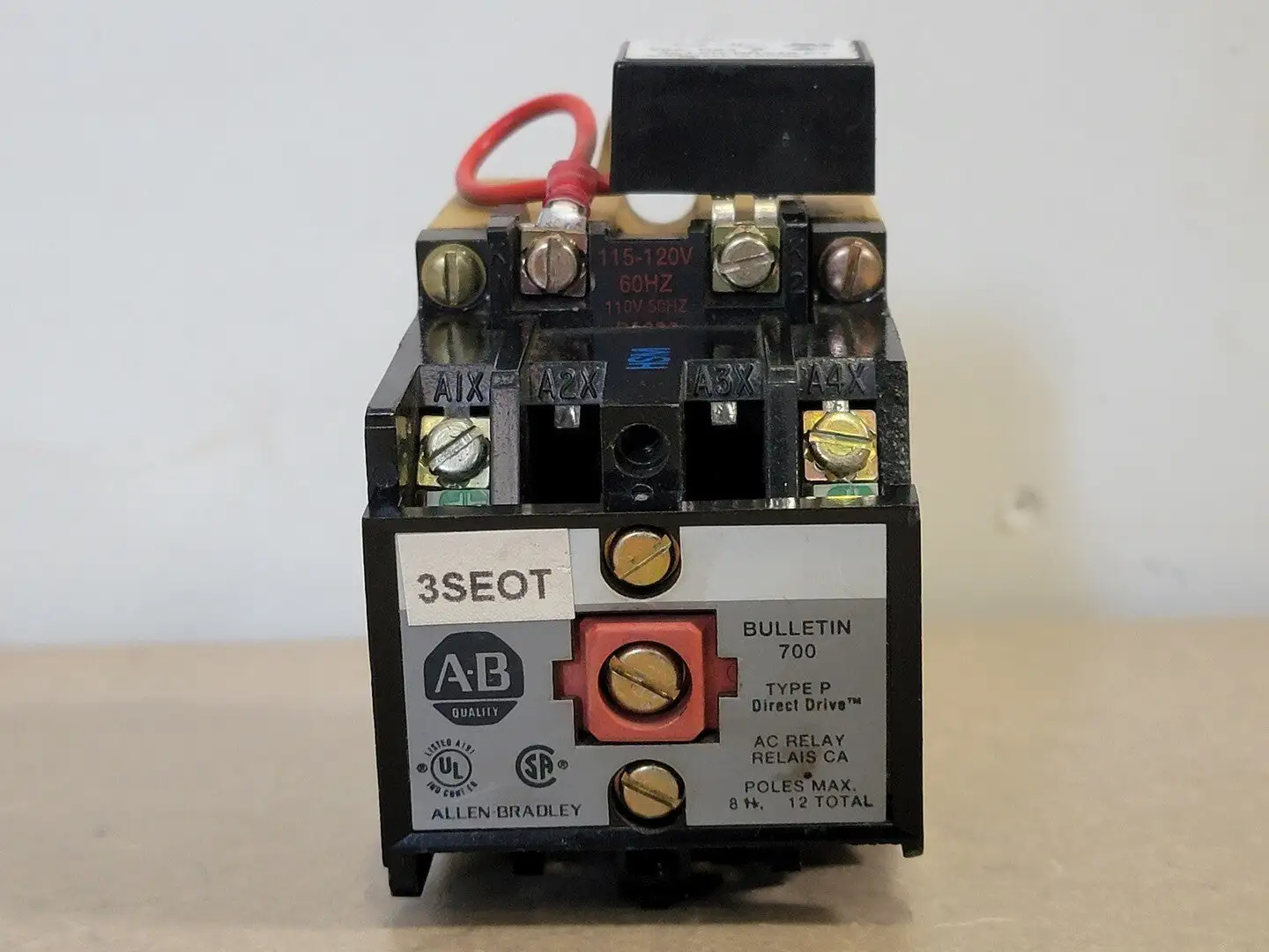 USED ALLEN-BRADLEY 700-P200A1