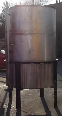 SPC9219  Tank 600 gallon vertical tank, Stainless Steel, flat