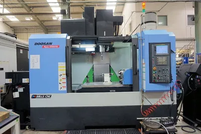Used 2005 DOOSAN MYNX 6500 Vertical Machining Centers US | Equipped #1326559