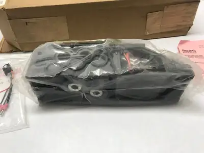 USED REXROTH 5599 / 2 RM MANIFOLD BLOCK ASSEMBLY
