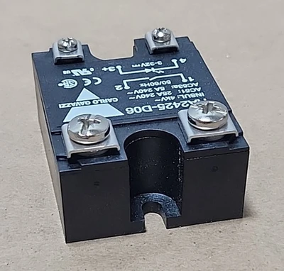 NEW Carlo Gavazzi RA2425-D06