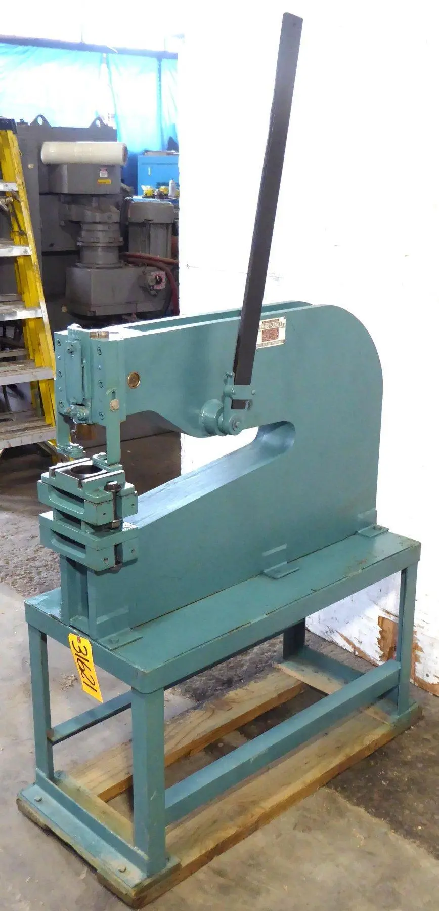 USED WHITNEY JENSEN 34