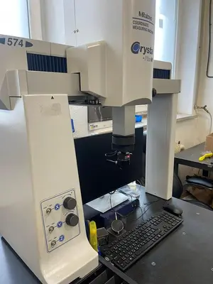 Used 2007 MITUTOYO CRYSTA PLUS M574 Coordinate Measuring Machines CZ | Amaron s.r.o. #1482720