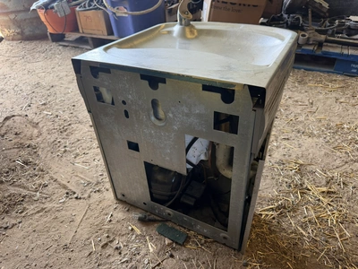 Used _UNKNOWN_ _UNKNOWN_ Sinks Michigan US | Miedema Asset Management Group #1294294
