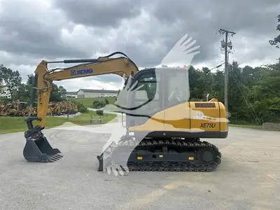 USED 2021 XCMG XE75U