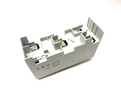 USED SIEMENS CONNECTION MODULE 50MM2, 3-POLE 3-POLE, 6-50MM2 54 X 160MM