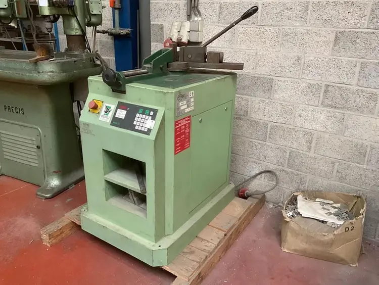 Used MEMOLI ETM 42 CE/CN CNC Seam Closers BE | Apt International N.V #362473