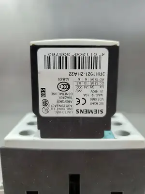 SIEMENS 3RT10263B..0 SIRIUS CONTACTOR w/3RH19212HA22 Module. 4D48