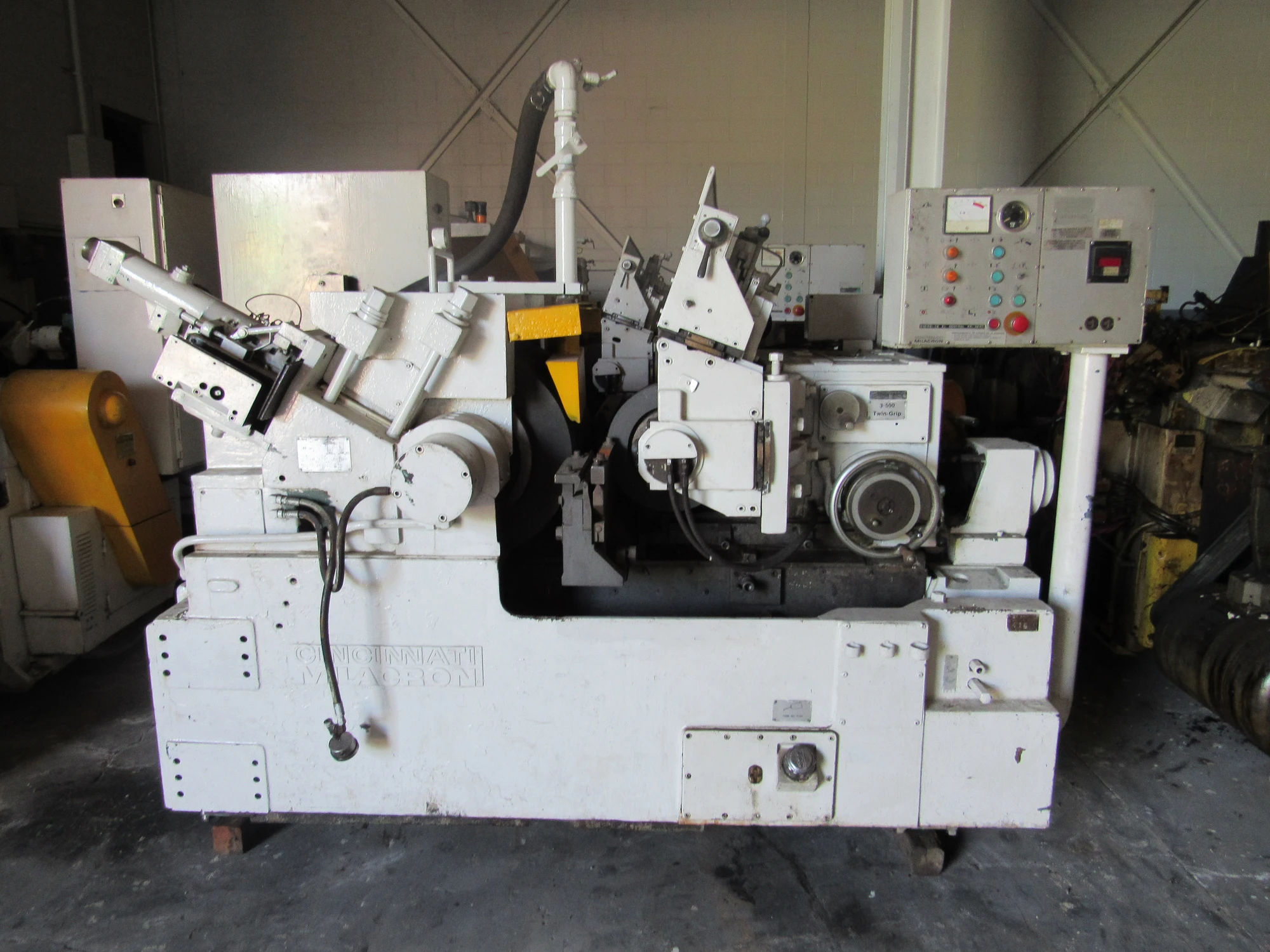 USED CINCINNATI 3-500