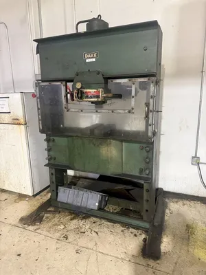 Used DAKE _UNKNOWN_ H-Frame Presses Ohio US | Yoder Brothers machinery #1368532