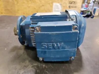 USED SEW-EURODRIVE SAF47DRS71M4