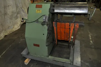 4000 LB X 26" FEEDLEASE UNCOILER