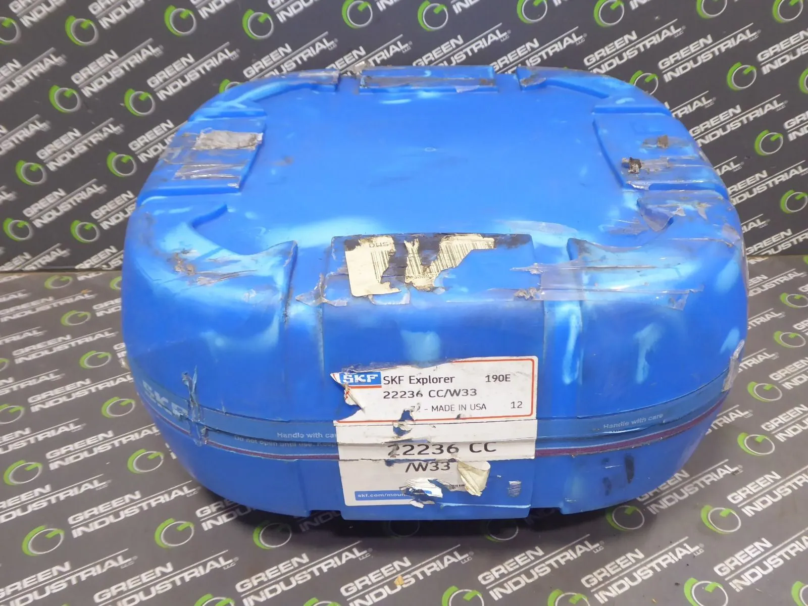 SKF Explorer 22236 CC/W33 Spherical Roller Bearing 180mm x 320mm x 86mm New NIB