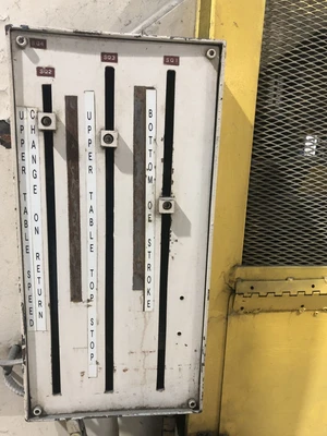USED 1995 COLE TUVE COLE-TUVE CF-33 PRESS