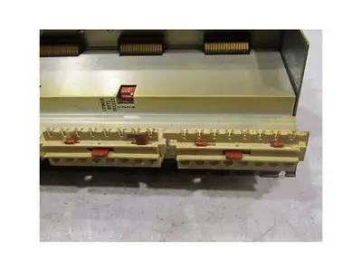 Gould Modicon B546 I/O Input Output PLC Slot Rack Housing Chassis