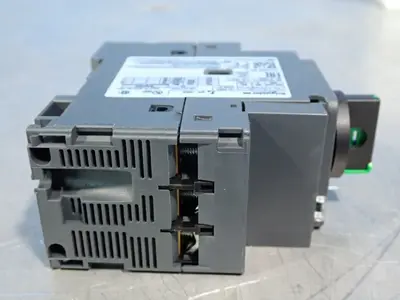 Used SCHNEIDER ELECTRIC GV2P32 Circuit Breakers Ohio US | HGR 24 #1006455