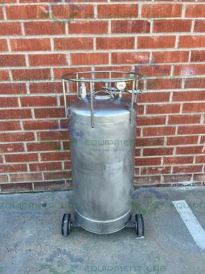 USED ALLOY PRODUCTS 120 LITER STAINLESS STEEL PRESSURE VESSEL 95 PSI