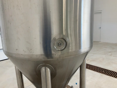 Used BEST BUY BREWING EQUIPMENT CONICAL FERMENTER/UNITANK 15BBL Brewing Equipment Michigan US | Miedema Asset Management Group #1580125