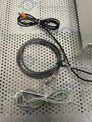 USED APPLIKON ADI 1030 BIO CONTROLLER W/ WATSON MARLOW 101U/R, COLE PARMER FLOWMETER