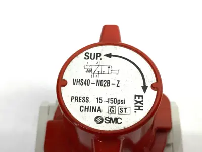 USED SMC SINGLE-ACTION LOCKOUT/RELIEF VALVE, 3-PORT, 15~150PSI, HAND OP.
