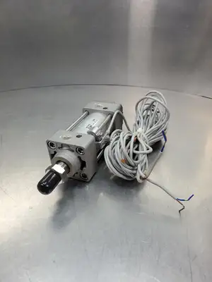 SMC MDBD50-50-A54Z Pneumatic Cylinder w/2-SMC D-A54 Reed Switches. 6B-13