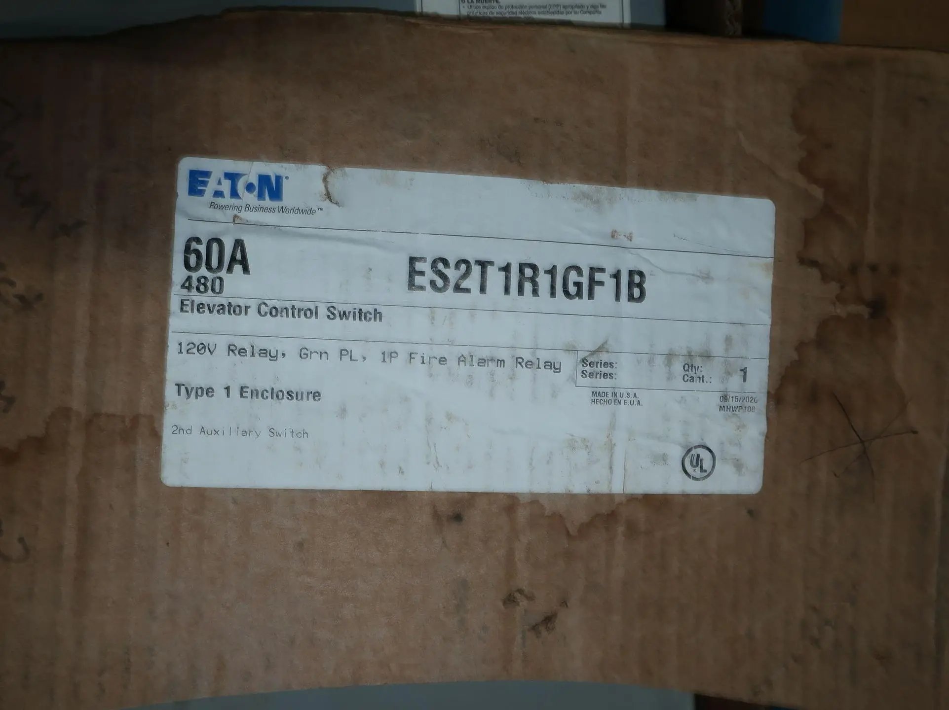 PALLET OF ASSORTED EATON CONTROL SWITCHES