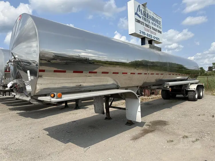 Used 2012 STAINLESS TANK & EQUIPMENT _UNKNOWN_ Tanker Trailers Indiana US | Lakeshore Equipment Sales #1546604