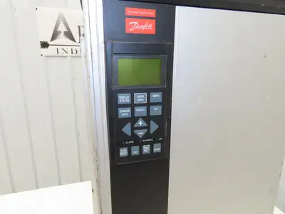 Danfoss PT5C54SBR0DLF00A00 175Z4121 VLT5022 Variable Speed Drive 15kW 20HP