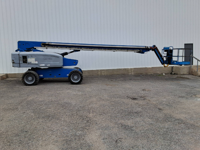 USED 2015 Genie S-85