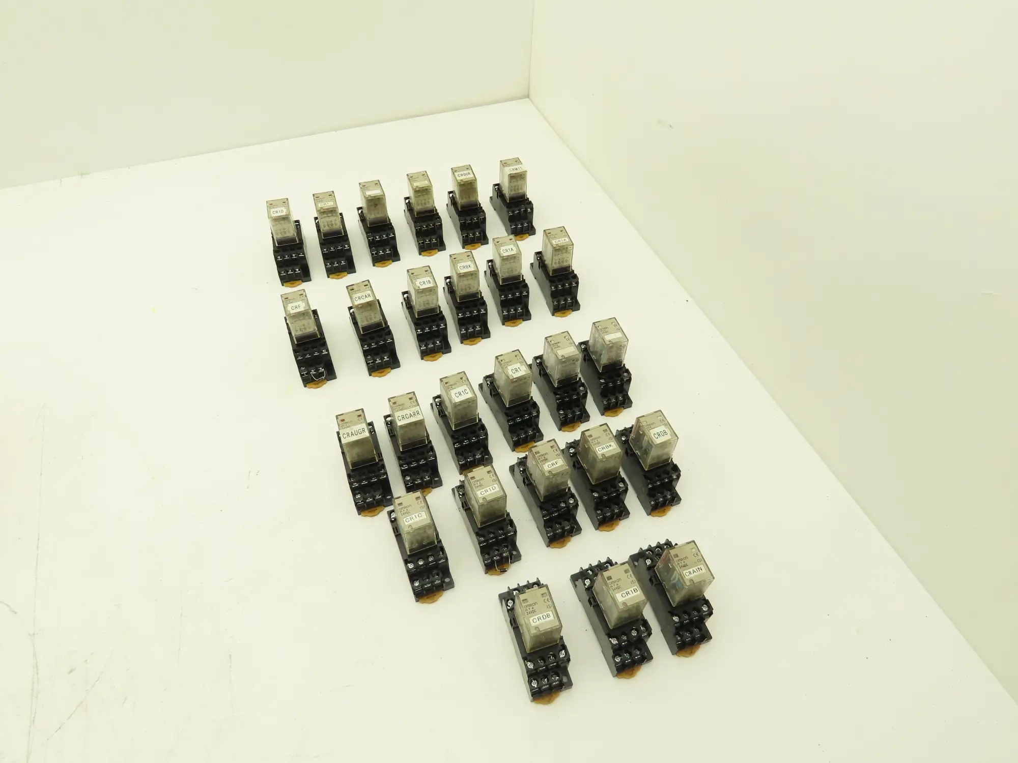 Omron MY4 PYF14A-E Relay Unit With Base 24VDC Coil Lot of 26